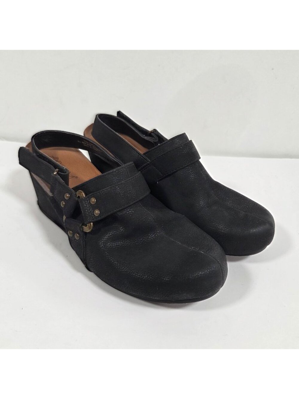 Axxiom Women’s Fanatic Wedge Mule Sandals Black Slip On Open Toe Size 7.5 Casual